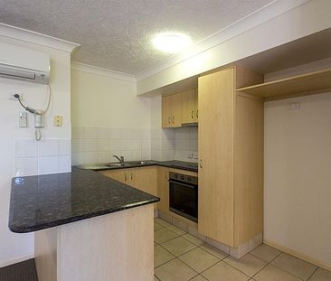 Southport Complex Apartment with Pool Access Near the Broadwater - Photo 3