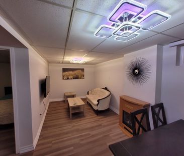 For Lease - 45 Don Head Village Boulevard Unit# LOWER, Richmond Hil... - Photo 2