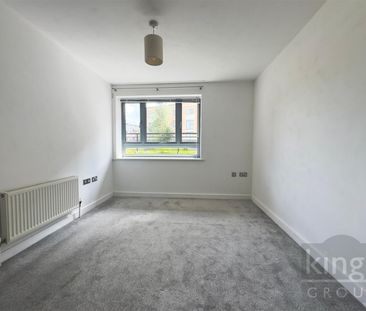 1 Bedroom Flat - Ground Floor To Let - Photo 2