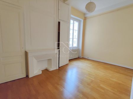 T3 de 93m² - Place Gailleton Lyon 2ème - Photo 2