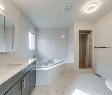 For Lease - 5492 Haddon Hall Road, Mississauga, Ontario - Photo 6