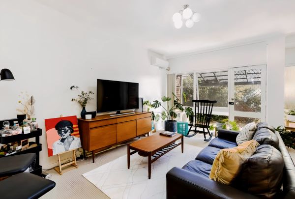 2 Bed 1 Bath - Photo 1