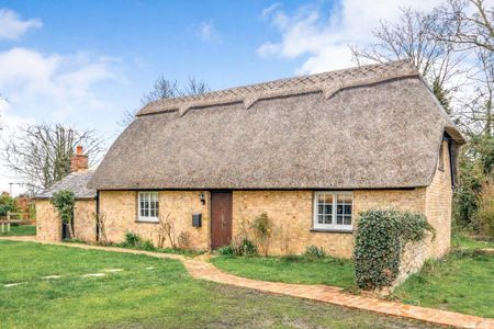 1 bedroom detached house to rent - Photo 5