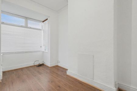 Victoria Road, STOKE-ON-TRENT - Photo 3