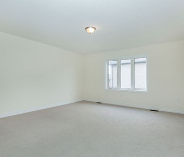 For Lease - 86 Kenneth Rogers Crescent, East Gwillimbury, Ontario - Photo 3