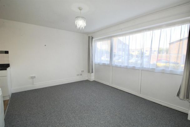 1 Bedroom Flat To Let - Photo 1