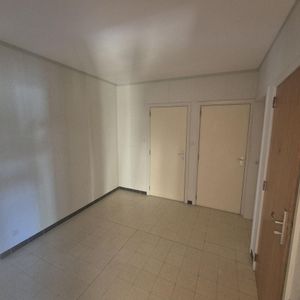 Appartement te huur in Tielt voor € 700 met 2 slaapkamers - Photo 3