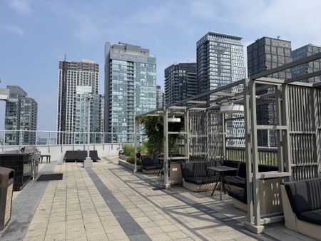 For Lease - 352 Front Street Unit# 1711, Toronto, Ontario - Photo 3