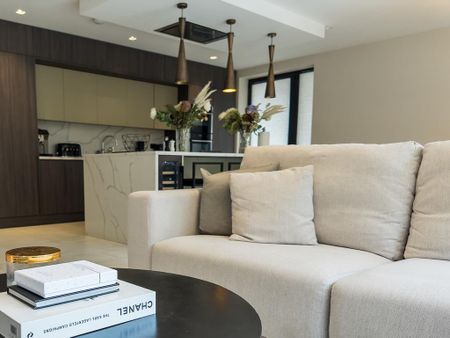 4 bedroom detached house to rent - Photo 5