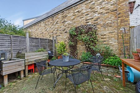 Furness Road, Fulham, SW6 - Photo 5