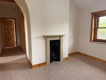 4 bedroom detached house to rent - Photo 5