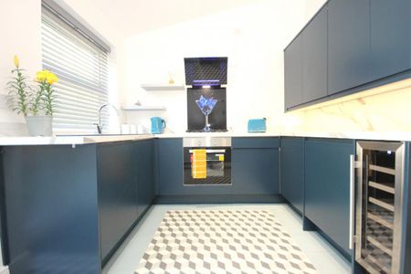 1 bedroom in a house share to rent - Photo 5