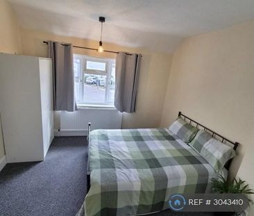 1 bedroom in a house share to rent - Photo 6