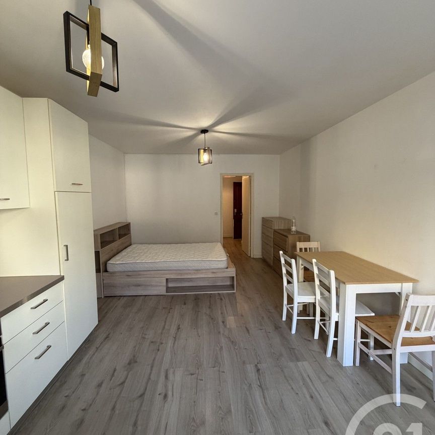 Appartement Studio à louer - Photo 1