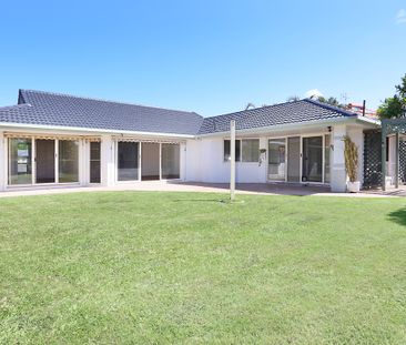 26 Lakeshore Drive, Helensvale QLD 4212 - House For Rent | Domain - Photo 3