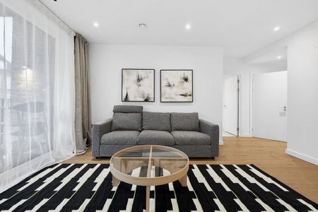 1 Bed Flat, Fisherton Street, NW8 - Photo 2