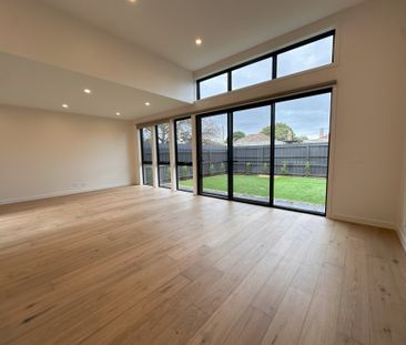 8B Edinburgh Street, Bentleigh East - Photo 4