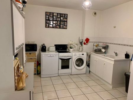 Location appartement 2 pièces 56.89 m² à Bourg-de-Péage (26300) - Photo 2