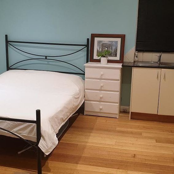 1/251 Eastern Valley Way - Photo 1