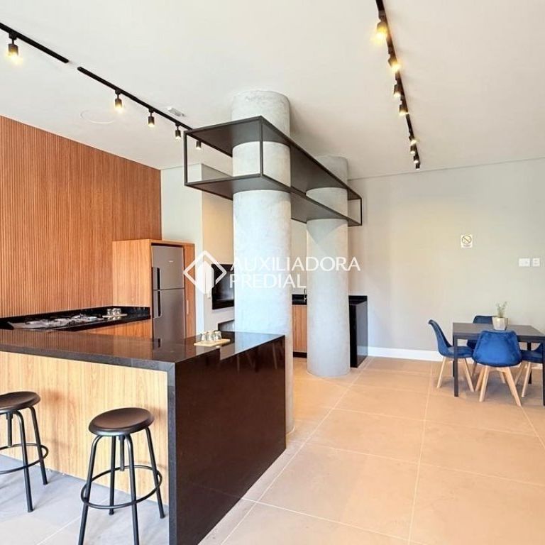 Apartamento com 1 quarto e 42m² para alugar em Moinhos de Vento, Porto Alegre. - Photo 1
