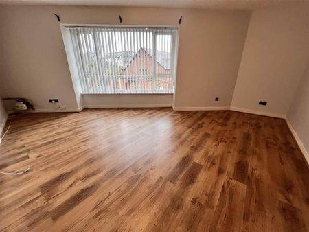 10 Market Court, Newtownards, BT23 7FW - Photo 2