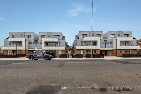 16/10 Davies Street, Brunswick - Photo 3