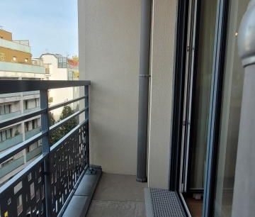 Location Appartement 2 pièces Meublé 46m² ISSY LES MOULINEAUX 92130 - Photo 4