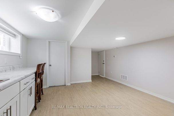 For Lease - 41 Fairholme Avenue Unit# Bsmt, Toronto, Ontario - Photo 1