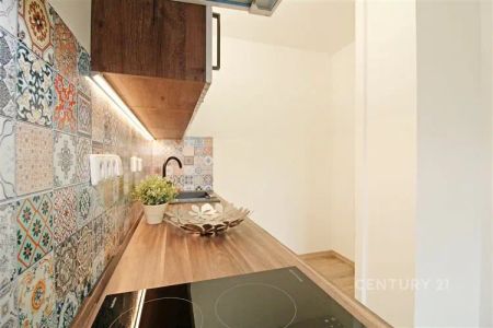 Pronájem bytu 3+kk s lodžií, Praha 8 Bohnice - Photo 5