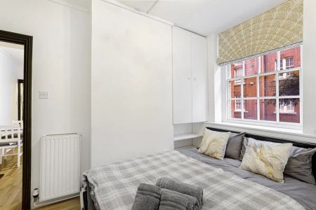 1 bedroom flat in Regency Street - Photo 4