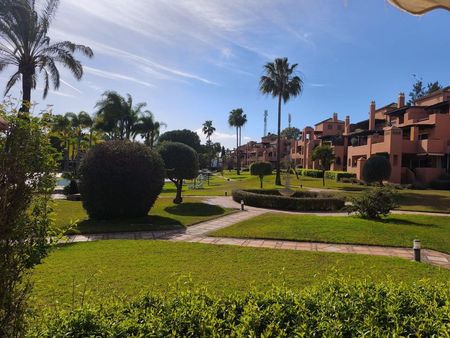 Alquiler de piso en Avenida de los Andaluces, 21 - Photo 2