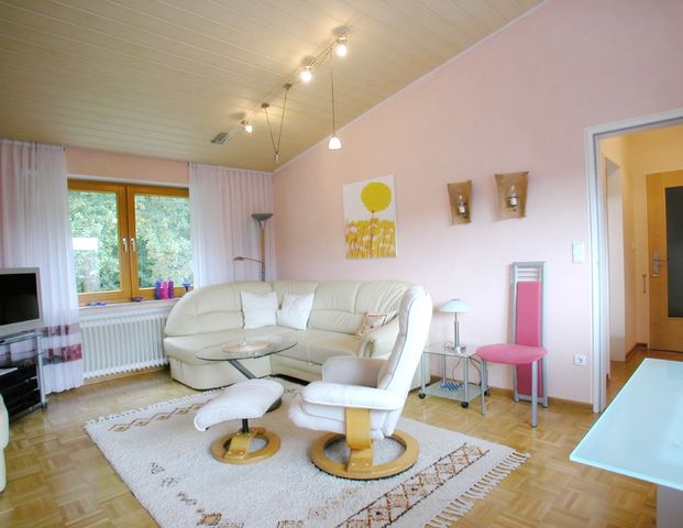 FLATmix.de / Helle komplett möblierte 2-Zi-Kü-Bad-Whg mit DACHTERRASSE - Photo 1