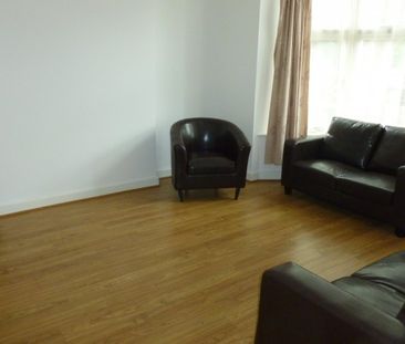 2 Bed - Westcotes Drive, , Leicester - Photo 4