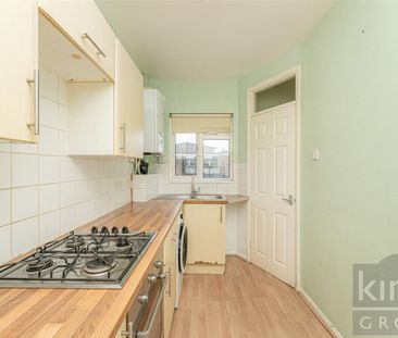 3 Bedroom Maisonette To Let - Photo 1