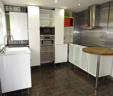 Guthrie Close, Calne - Photo 3