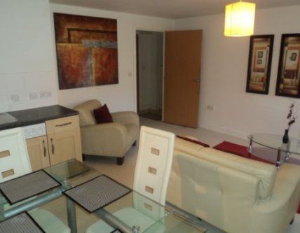 2 Bedroom Furnished Siloam Place - Photo 2
