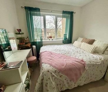 Glyndebourne Gardens, Banbury, OX16 - Photo 3