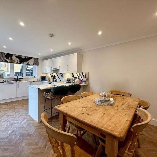 Eastern Esplanade, Southend On Sea, Essex, SS1 - Photo 1