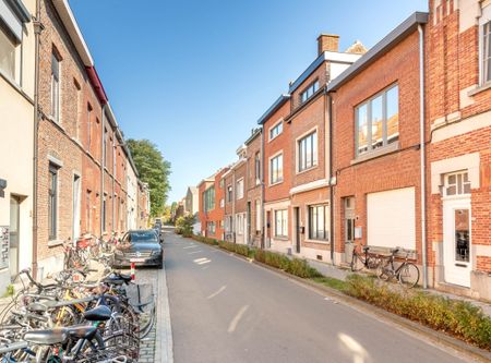 Volledig gerenoveerde, bemeubelde stadswoning - Foto 3