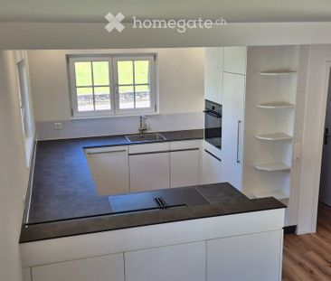 Kernsaniertes Einfamilienhaus, viel Umschwung - Foto 2