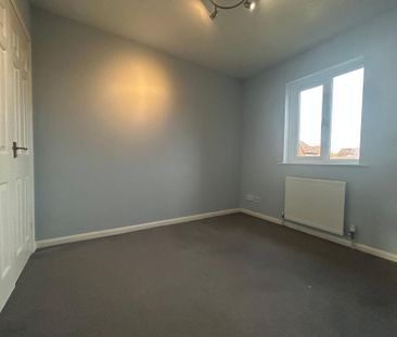 3 bedroom detached house to rent - Photo 2