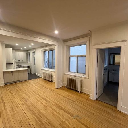 4.5 Apartments Available - A louer • For Rent - Photo 3