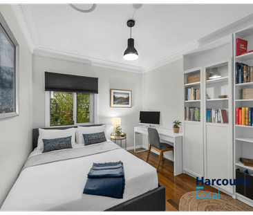 Family Home in Perfect Location! - Photo 6