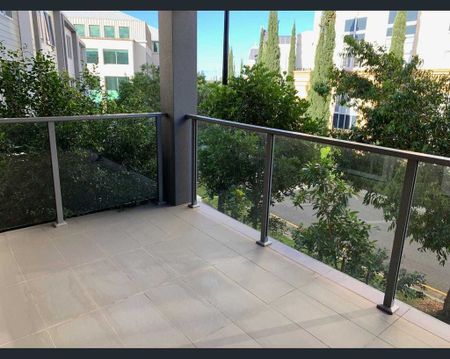 Emerald Lakes Prestigious Townhouse, Available Soon! - Photo 3