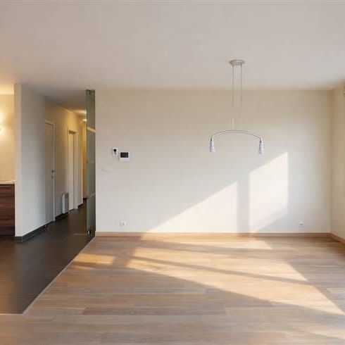 Appartement te huur - Photo 1