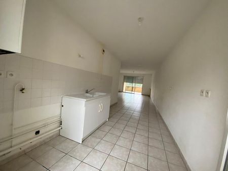 Location Appartement 3 pièces 73m² VALENCE 26000 - Photo 5