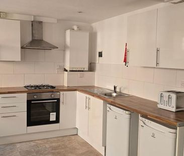 6 bedroom house to rent - Photo 6