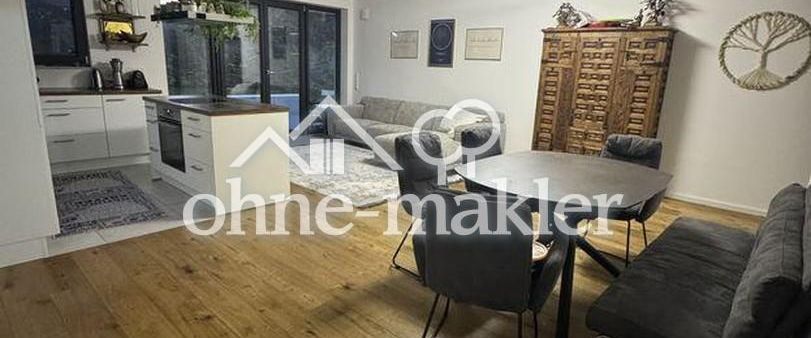 Luxuriöse 4-Zimmer Erdgeschosswohnung mit Garten - Foto 1