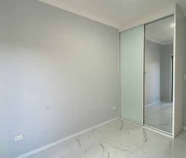 Street Facing Granny Flat with Parking - Photo 1