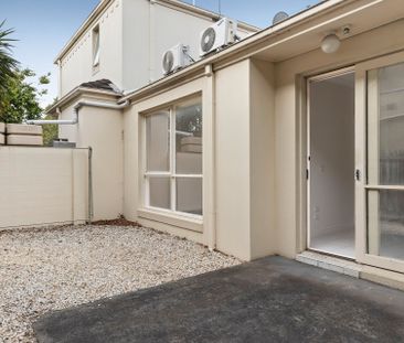 Thinking of selling? Contact our agent - Photo 6